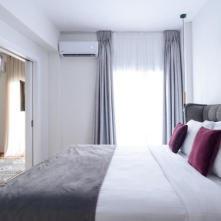 Acropolis Grand Apartment Афіни Екстер'єр фото