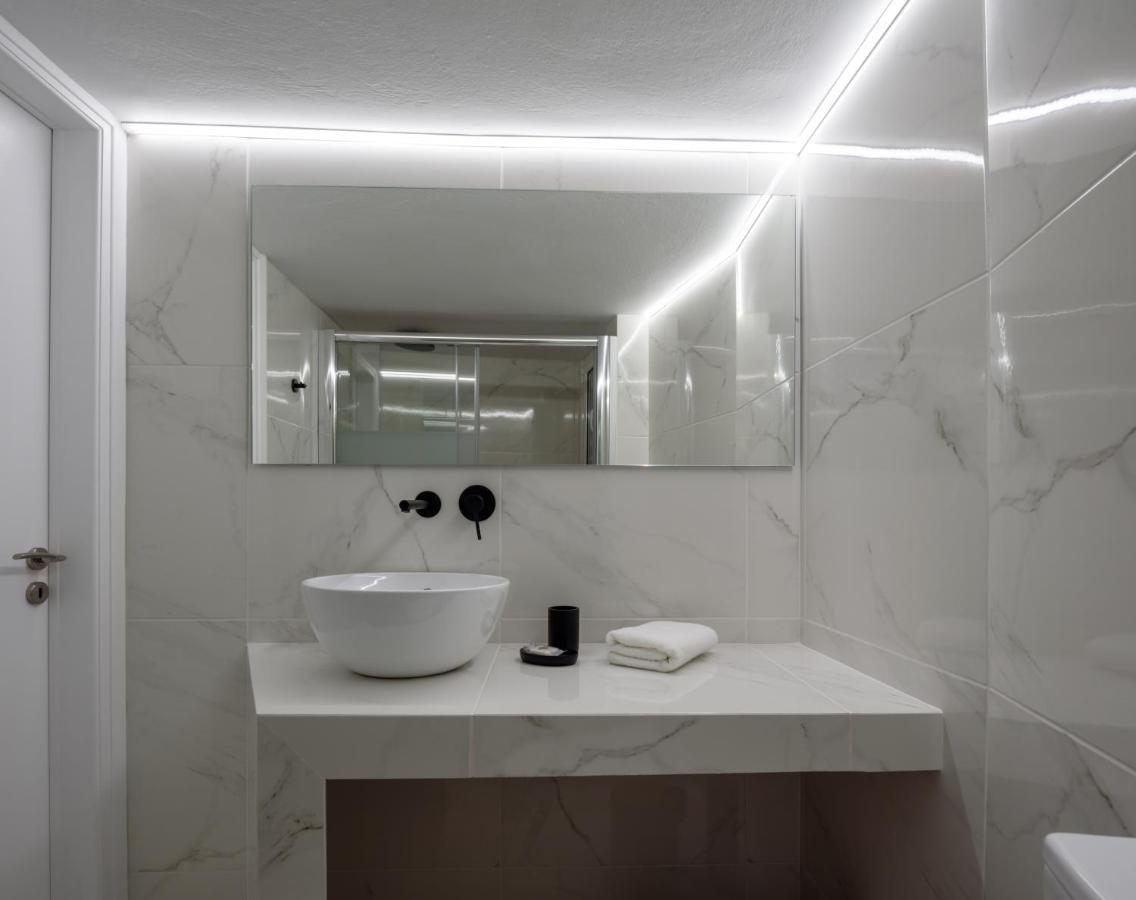 Acropolis Grand Apartment Афіни Екстер'єр фото